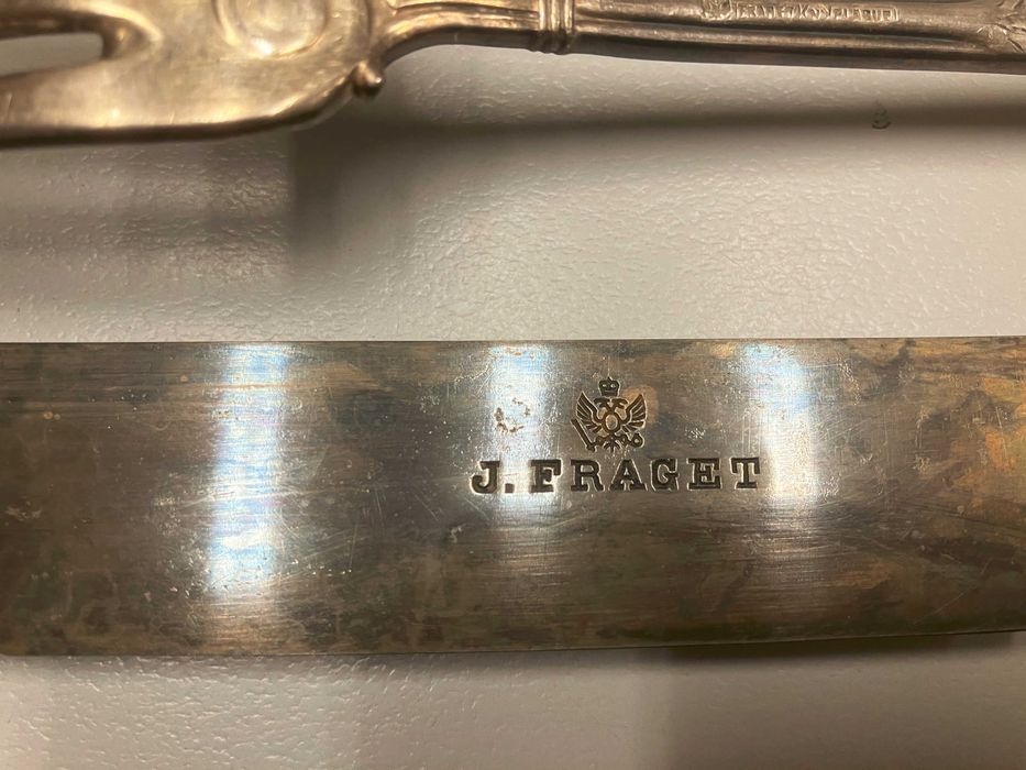 Набор от старинни ножове и вилици на J.FRAGET