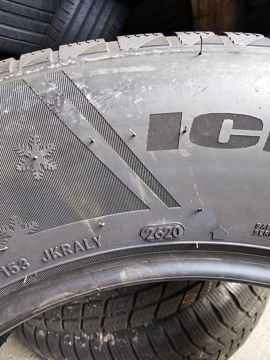 Anvelope iarna 215 70 16