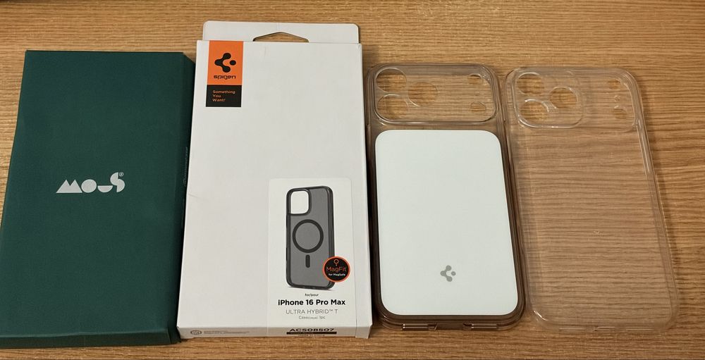 Husa carcasa iPhone 16 Pro Max Spigen / Mous / iPhone 17 Pro Max