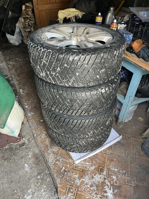 Комплект диски с ризиной на 17