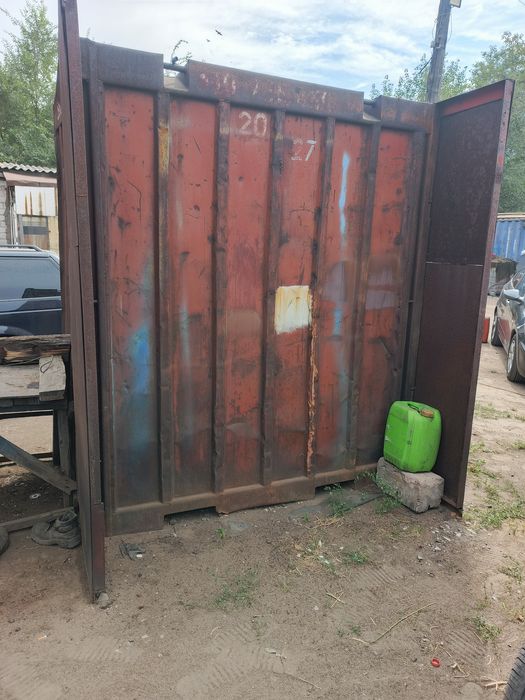 Продам Контейнер 3 тонник