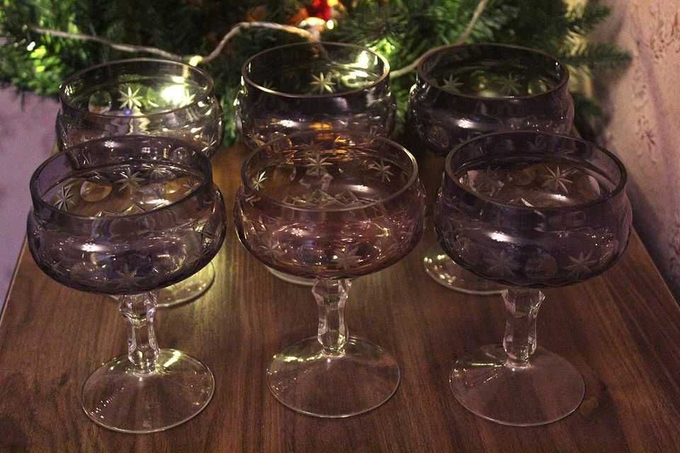 Красивые фужеры для шампанского. 6 штук. Редкий цветной хрусталь