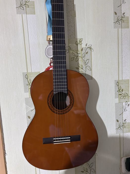 Продам Класическую Гитару