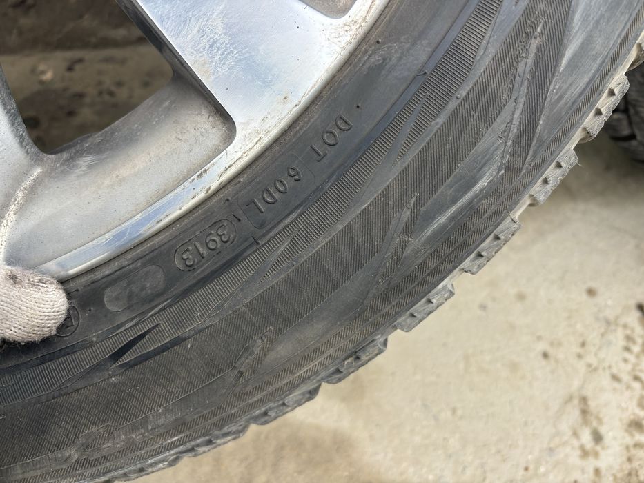 Продам резину 255/50/19