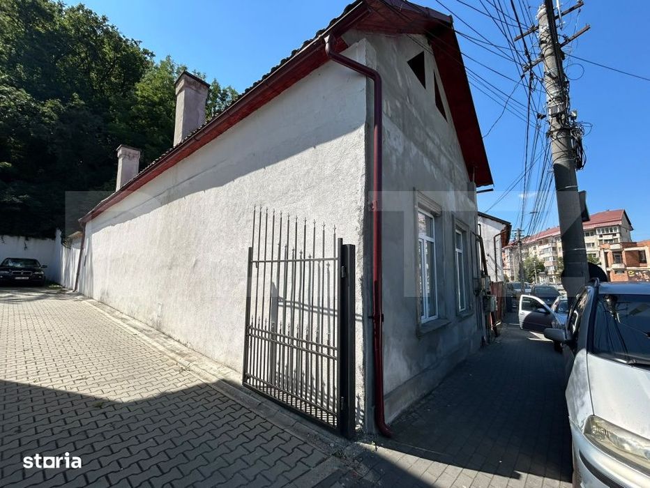 Casa de vanzare, 200 mp, 360 teren, zona Centrala