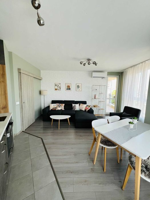 Двустаен апартамент - жк. Надежда 1