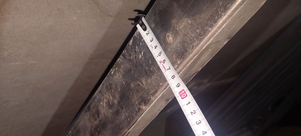 Металл профил квадрат ясалган енги 1,60 га 2,60 .