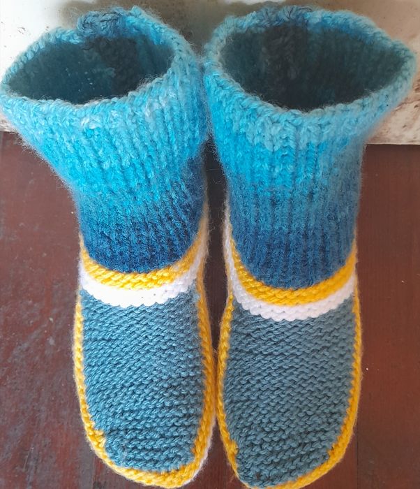 Ръчно плетени дамски терлици