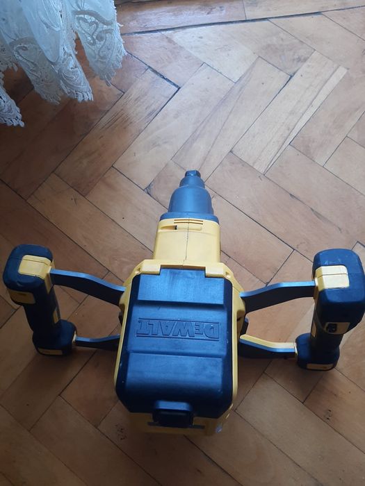 Devalt amestecatot dcd240 defect an2025