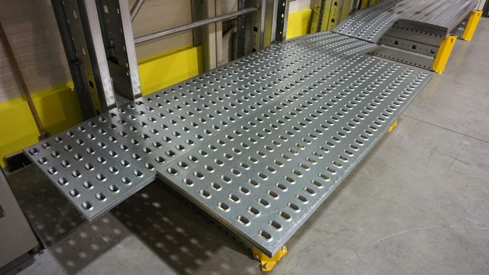 Tabla auto ambutisata | Rampe cale