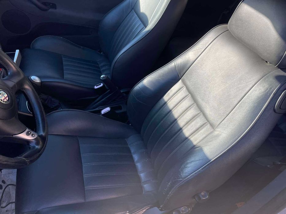 alfa romeo 147 1.6 twin spark кожа  на части алфа ромео 147