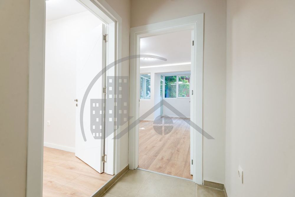 Продава се Тристаен апартамент в Варна, Спортна зала - 85 кв.м за 1590 €/кв.м - Снимка #8