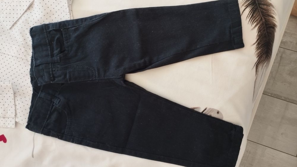 Детски костюм с бежово сако 12-18м