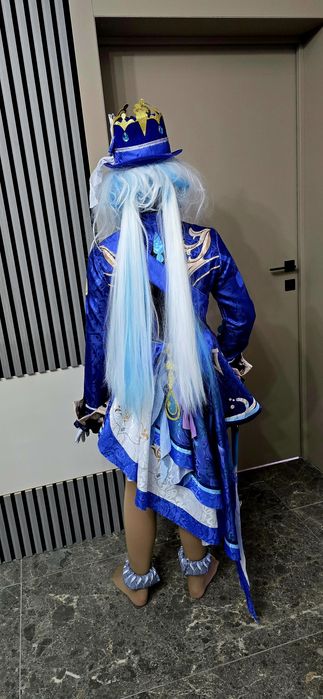 Продам костюм новогодний .