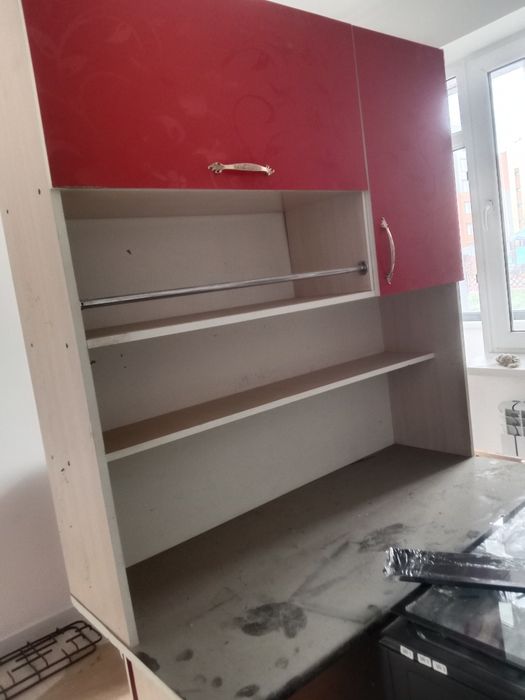 Кровать кух гарнитур прихожка