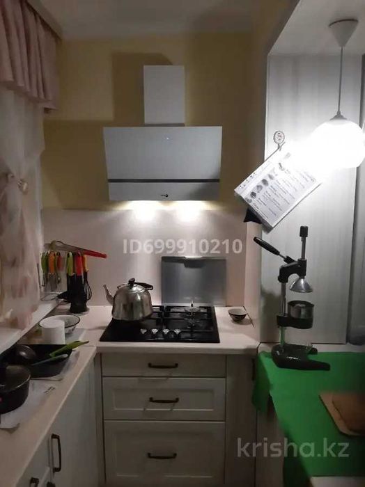 Продам трехкомнатную квартиру