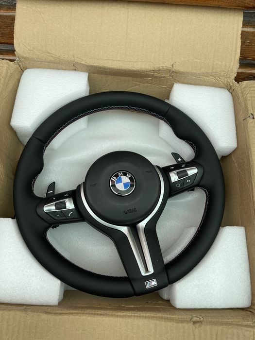Руль BMW E90 E70 E89 E81 E82 бмв Е90 Е70 Е89 Е81 / руль на bmw е серии