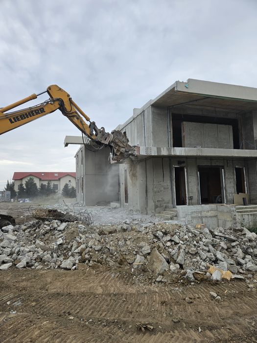 Demolari mecanizate si manuale taiere spargere piconare beton