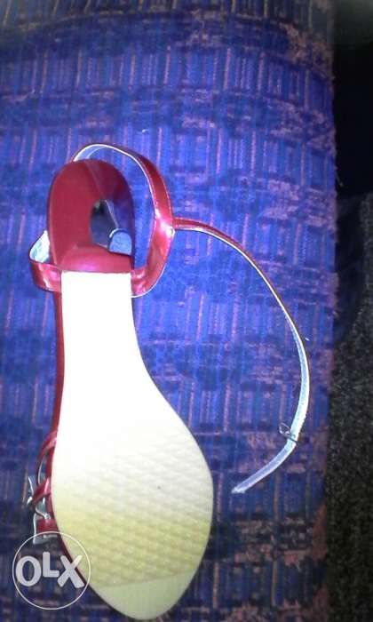 sandale damă vișinii