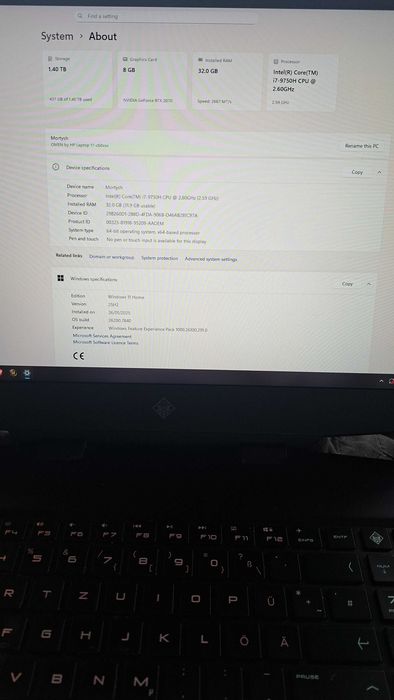Геймърски лаптоп HP Omen 17