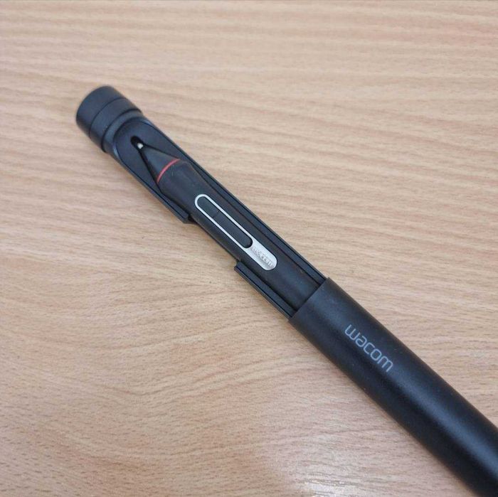 Професионален графичен таблет Wacom MobileStudio Pro 13 – като нов!