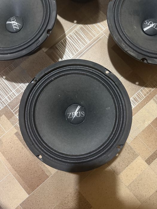 Динамики Zeus 20