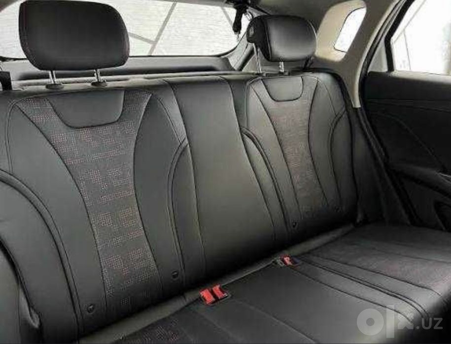 BYD E2 luxury официальный 2025/26
