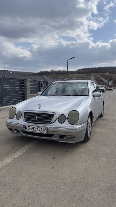Mercedes-Benz E Class, 2001