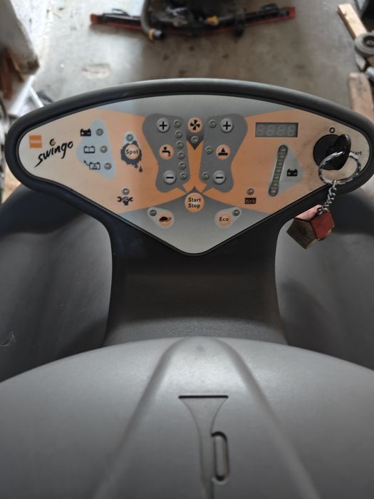 Masina spalat pardoseli Taski Swingo XP