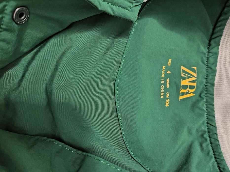 Geaca mărimea 104  Zara