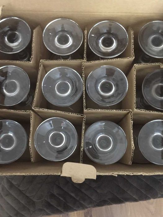 Фужеры стеклянные 200 мл. 12 штук.