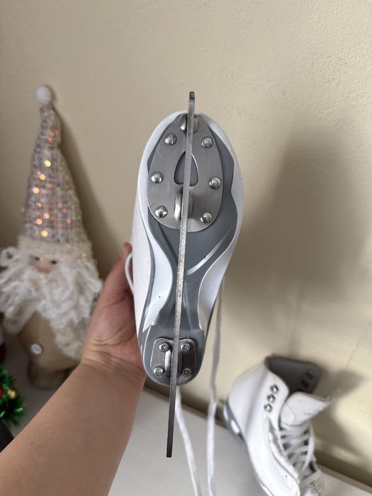 Коньки в отличном состоянии