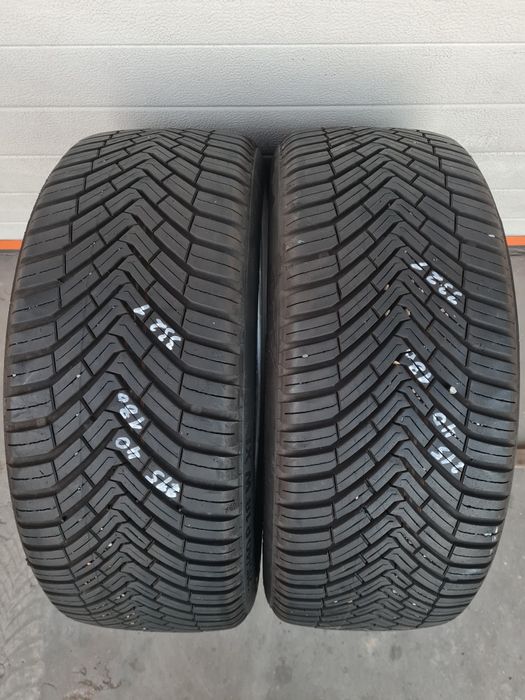 Всесезонни гуми 2 броя CONTINENTAL AllSeasonContact 215 40 R18 дот 232