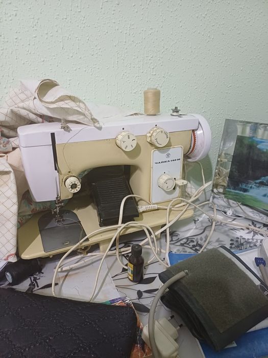 Машинка для шитья чайка 142 м