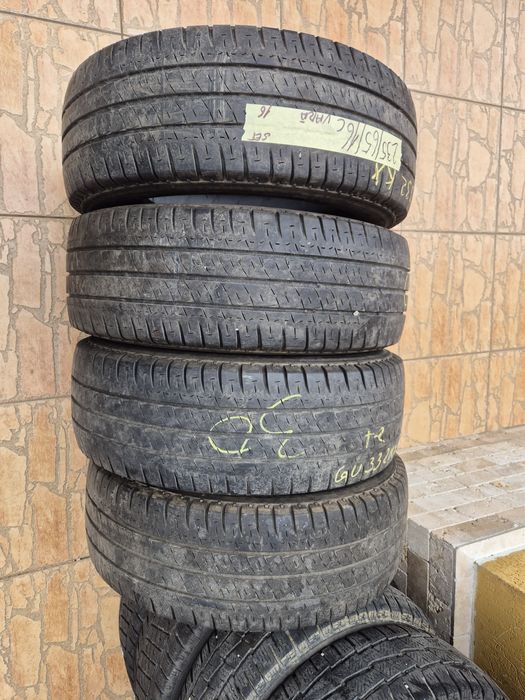 Vând cauciucuri 235/65/16 C de vară//Michelin// imp Germania //