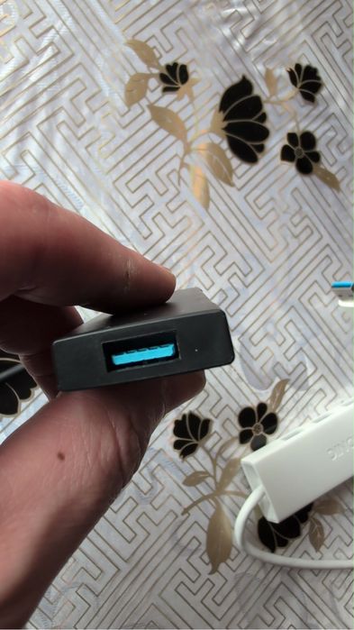 Adaptor usb marca Tronic usb 3.0