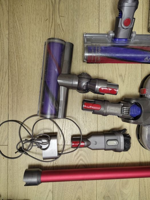 Aspirator Dyson v10