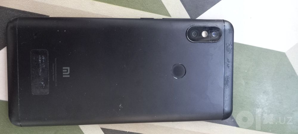 Xiaomi Redmi Note 5 Pro (4 ГБ ОЗУ и 64 ГБ памяти