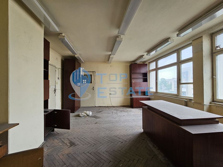 Продава се Офис в Велико Търново, Център - 408 кв.м за 552 €/кв.м - Снимка #1