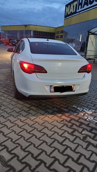 Opel Astra J 2014