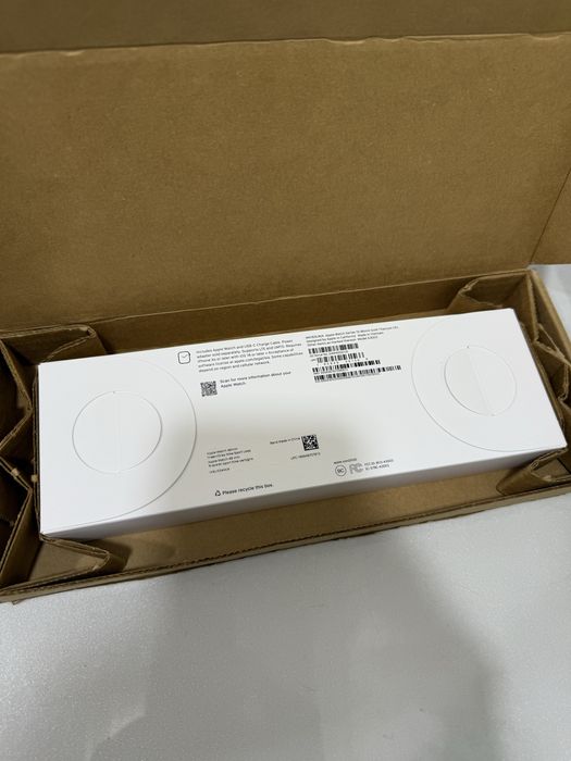 Продам Apple Watch Series 10 46mm Steel Gold Titanium