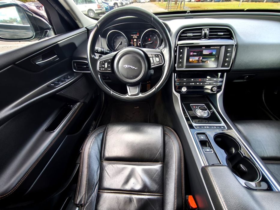 JAGUAR XE 2016 — imagine 2