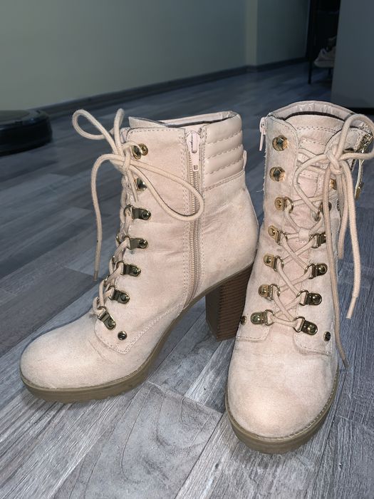 Обувки Guess Размер 7 1/3 (38.5)