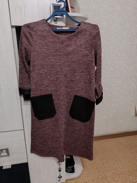 Продам Женские платья