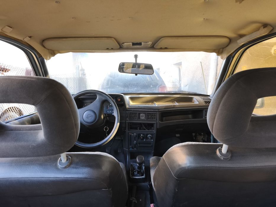 Продава се на части OPEL KADET 1.6 75Kс