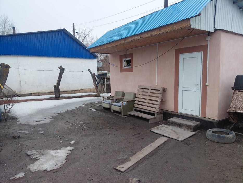 Продам Дом 5 комнат