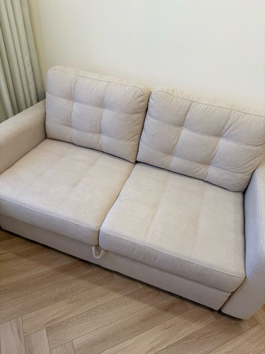 Диван двухместный