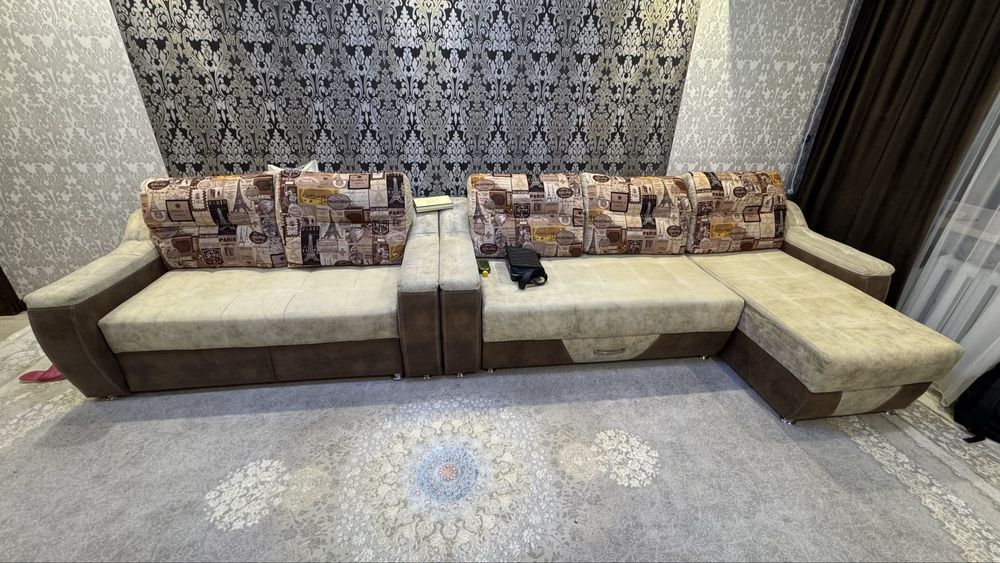 Диванный уголок