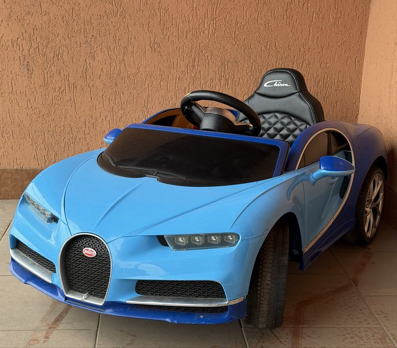 Masina electrica BUGATTI CHYRON ALBASTRU 12V pentru copii