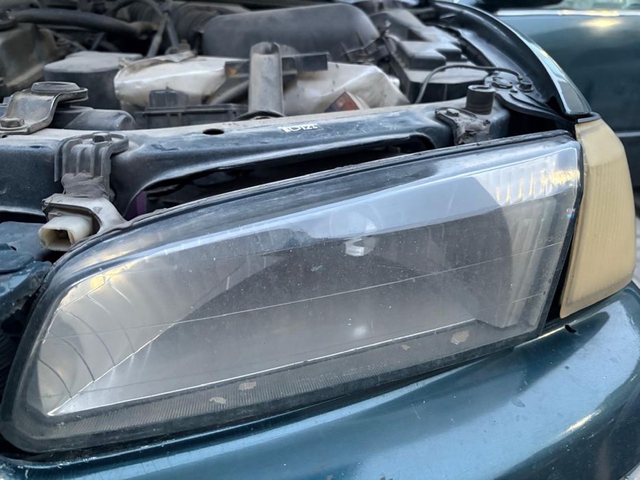 Передний фара Тойата Камри 20